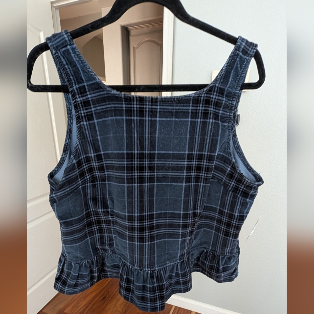 American Eagle Outfitters Corduory Back Tie Closure Ruffle Hem Tank Large Nwt ❤️